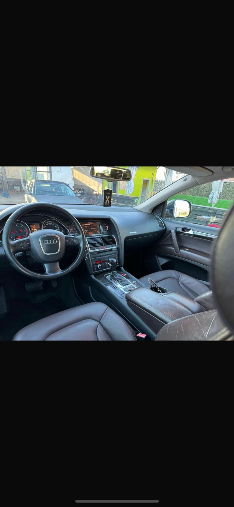 Alquila un coche en Tirana