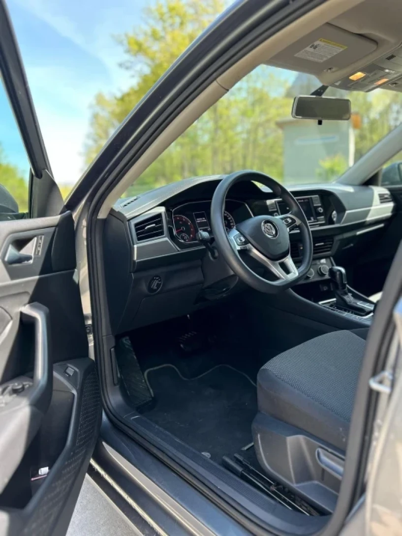 Wynajmij samochód w Tirana