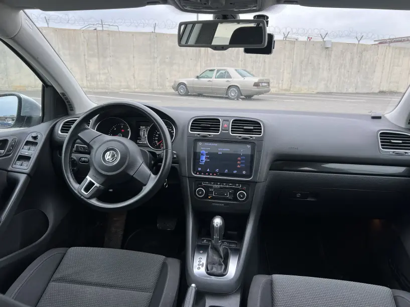 Louer une voiture à Tirana