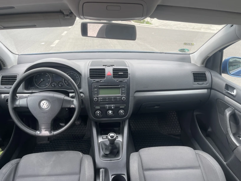 Rent a car in Tirana