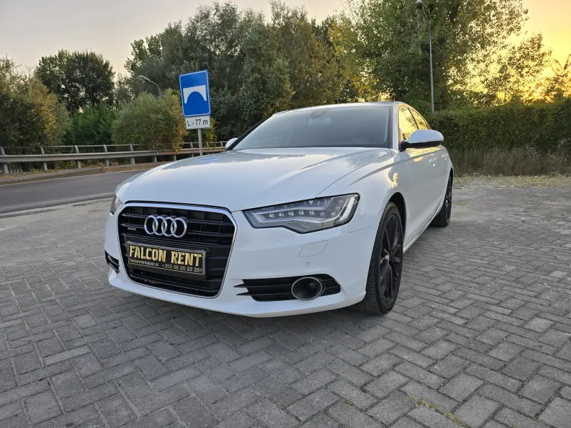 Noleggia un'auto a Tirana