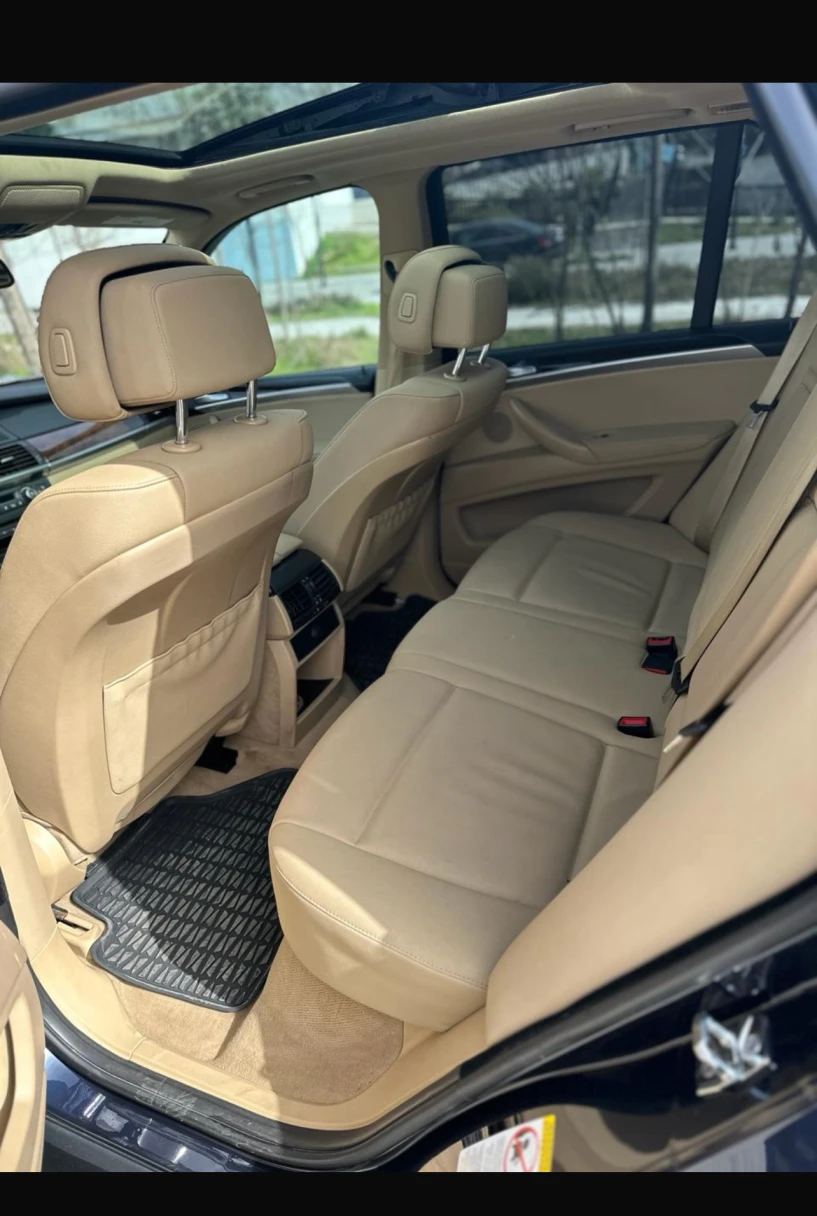 Wynajmij samochód w Tirana