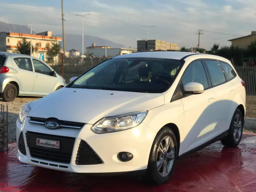 Rent a car in Tirana
