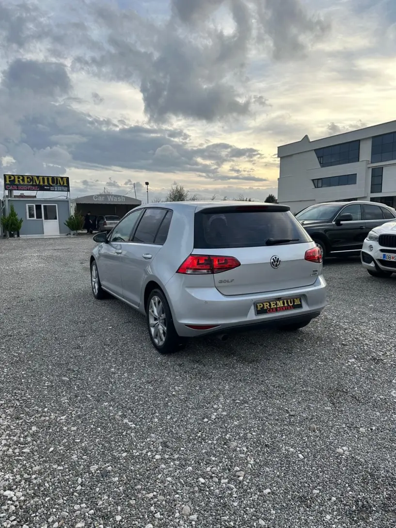 Auto mieten in Tirana