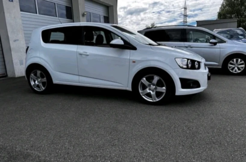 Wynajmij samochód w Tirana