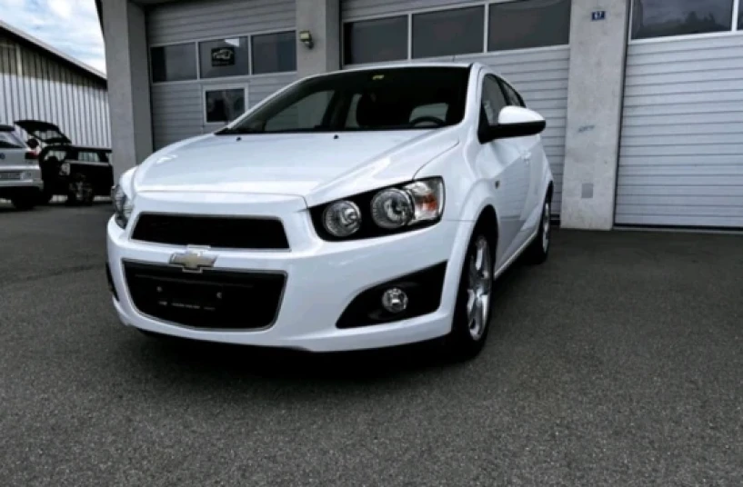 Wynajmij samochód w Tirana