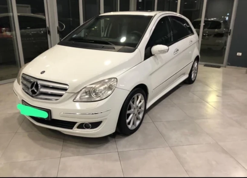 Rent a car in Tirana