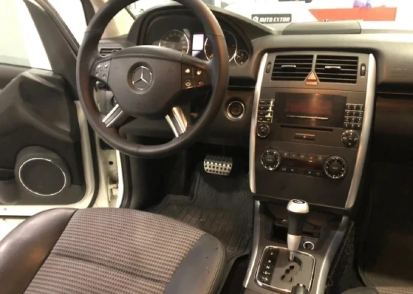 Rent a car in Tirana