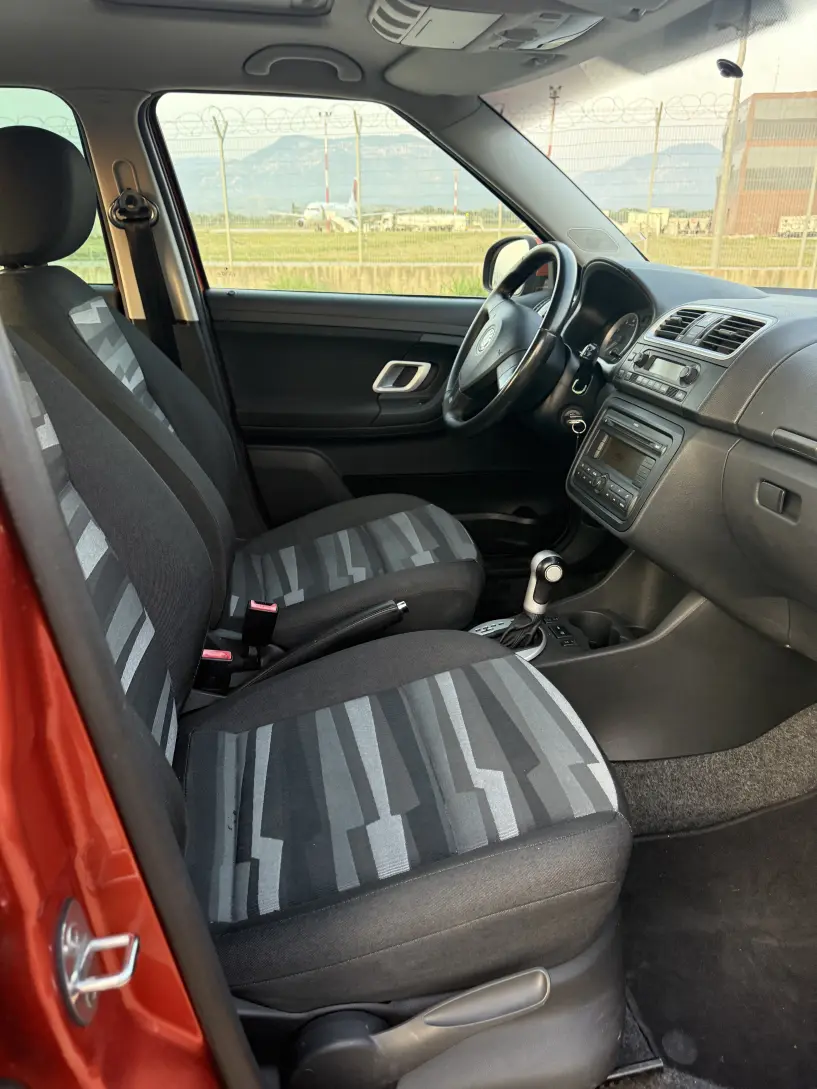 Rent a car in Tirana