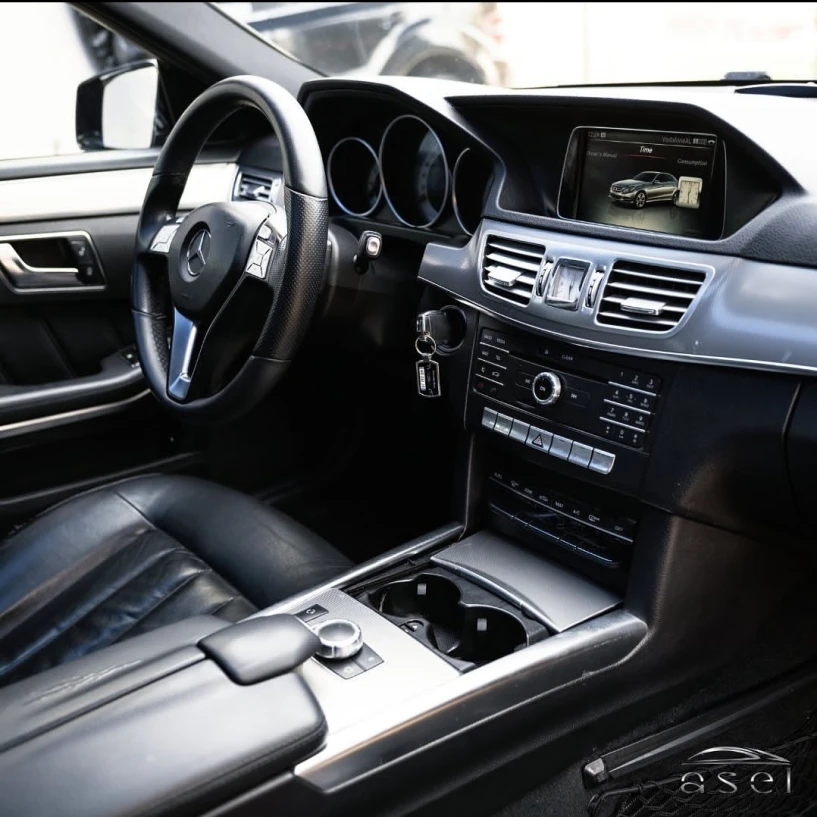 Noleggia un'auto a Tirana