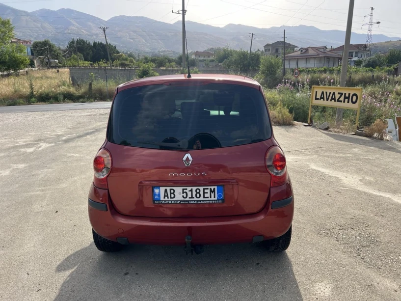 Rent a car in Gjirokastër