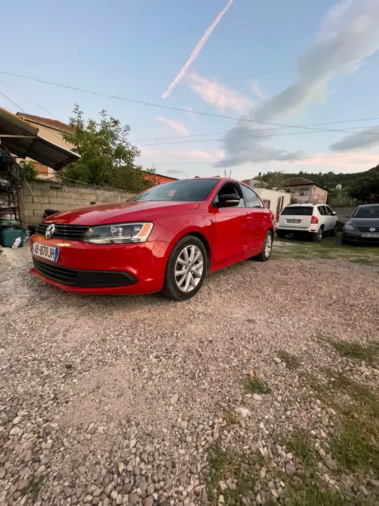 Rent a 2018 Volkswagen Jetta in Tirana