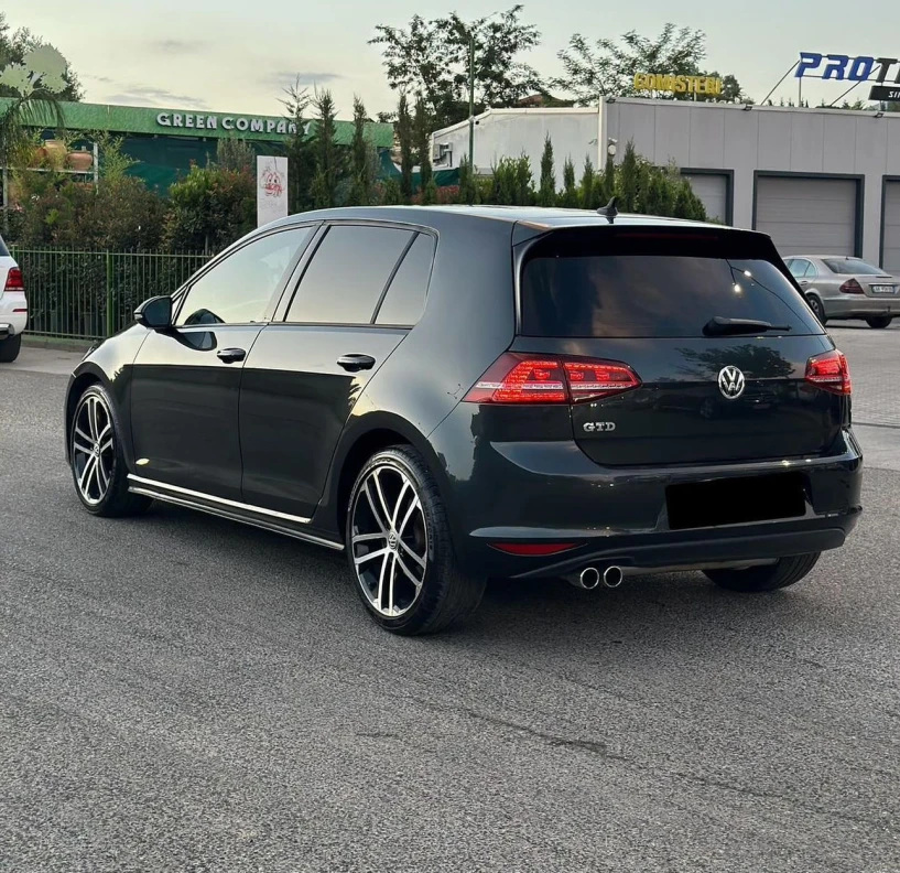 Auto mieten in Tirana