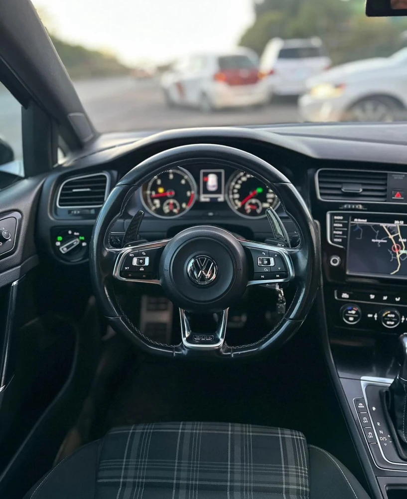 Auto mieten in Tirana