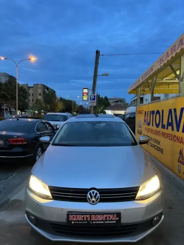 Louer une voiture à Shkodër