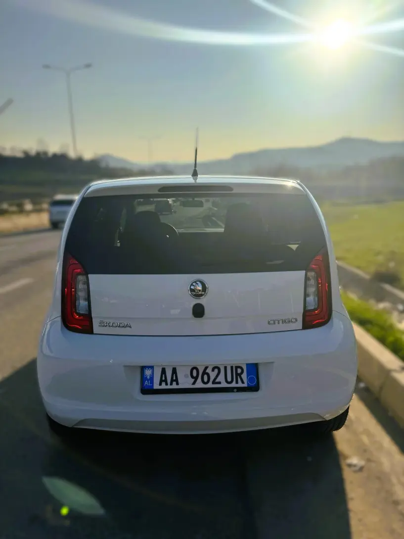 Auto mieten in Tirana