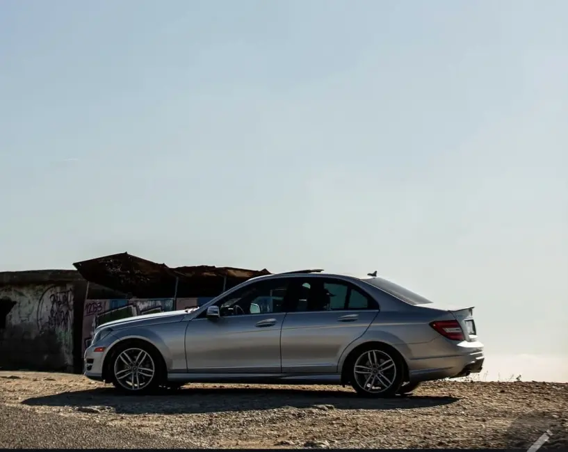 Wynajmij samochód w Tirana