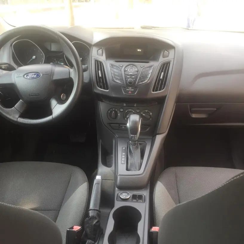 Wynajmij samochód w Tirana