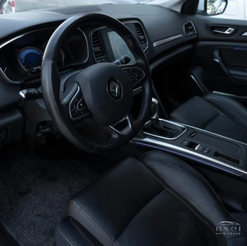 Wynajmij samochód w Tirana