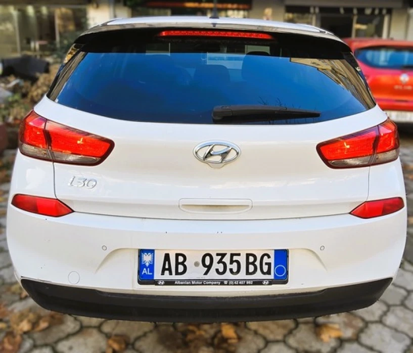 Rent a car in Tirana