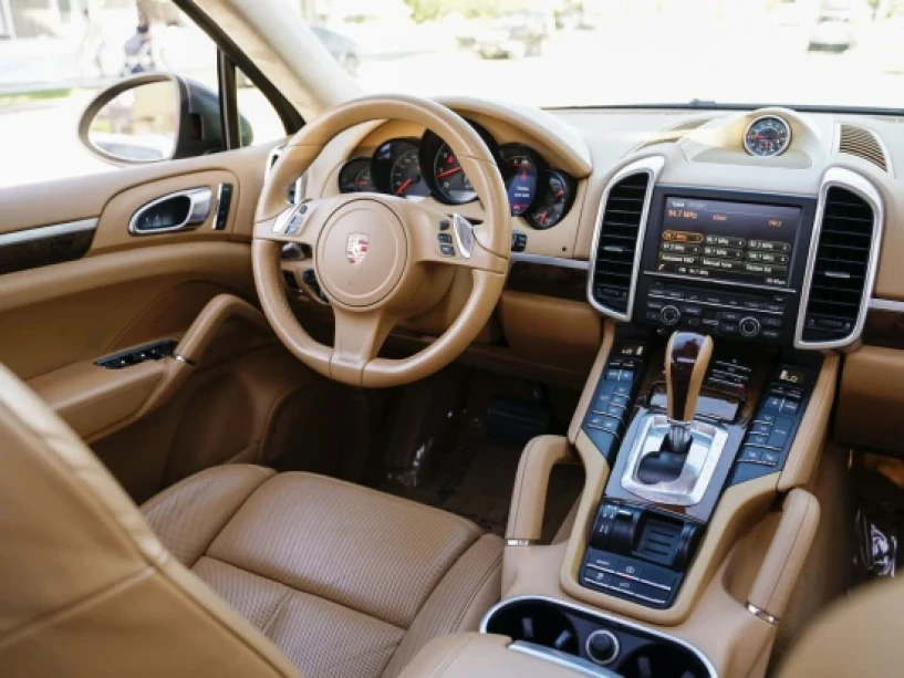 Wynajmij samochód w Tirana