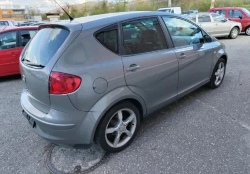 Louer une voiture à Tirana
