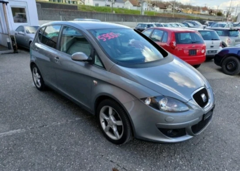 Louer une voiture à Tirana