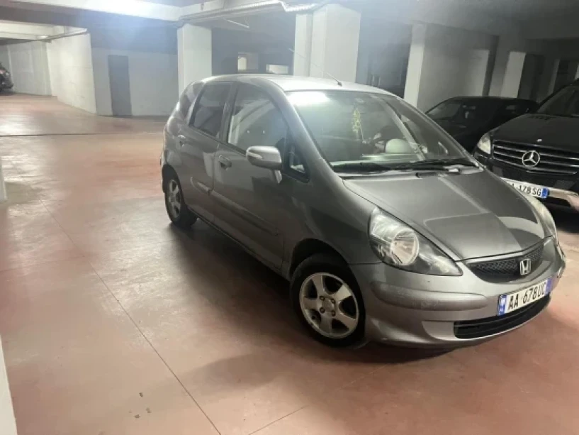 Auto mieten in Tirana