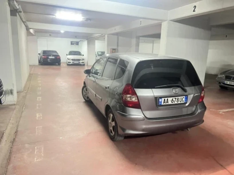 Auto mieten in Tirana