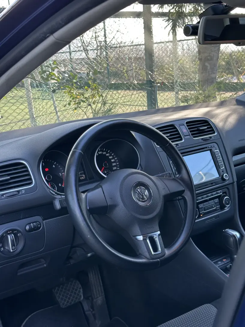 Wynajmij samochód w Elbasan