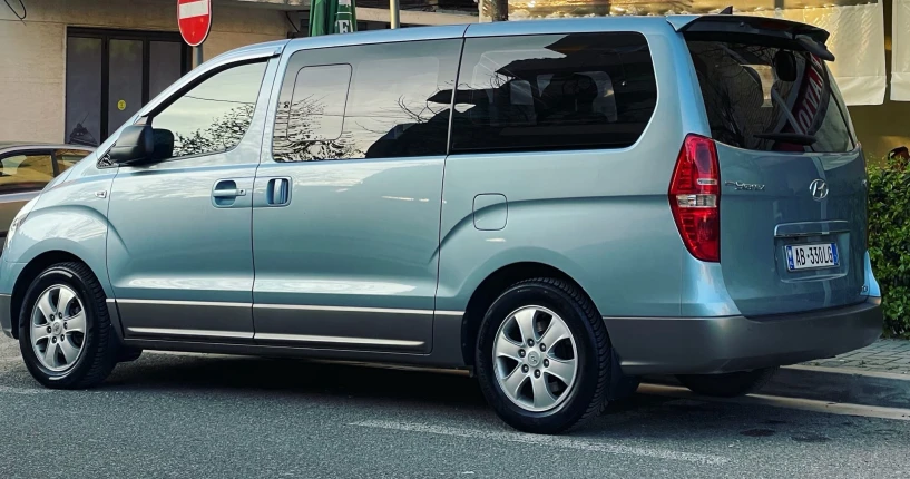 Louer une voiture à Tirana