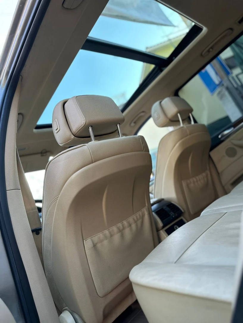 Alquila un coche en Tirana