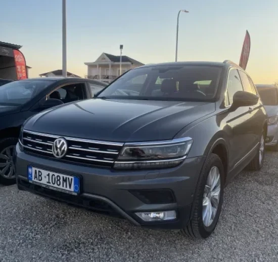Alquila un 2019 Volkswagen Tiguan en Tirana
