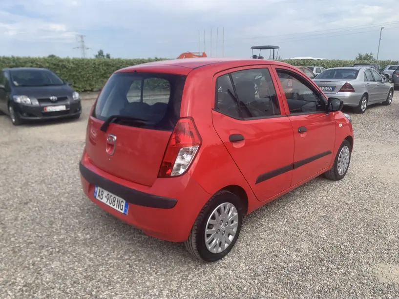 Rent a car in Tirana