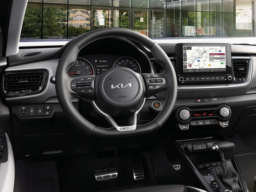 Noleggia un'auto a Tirana