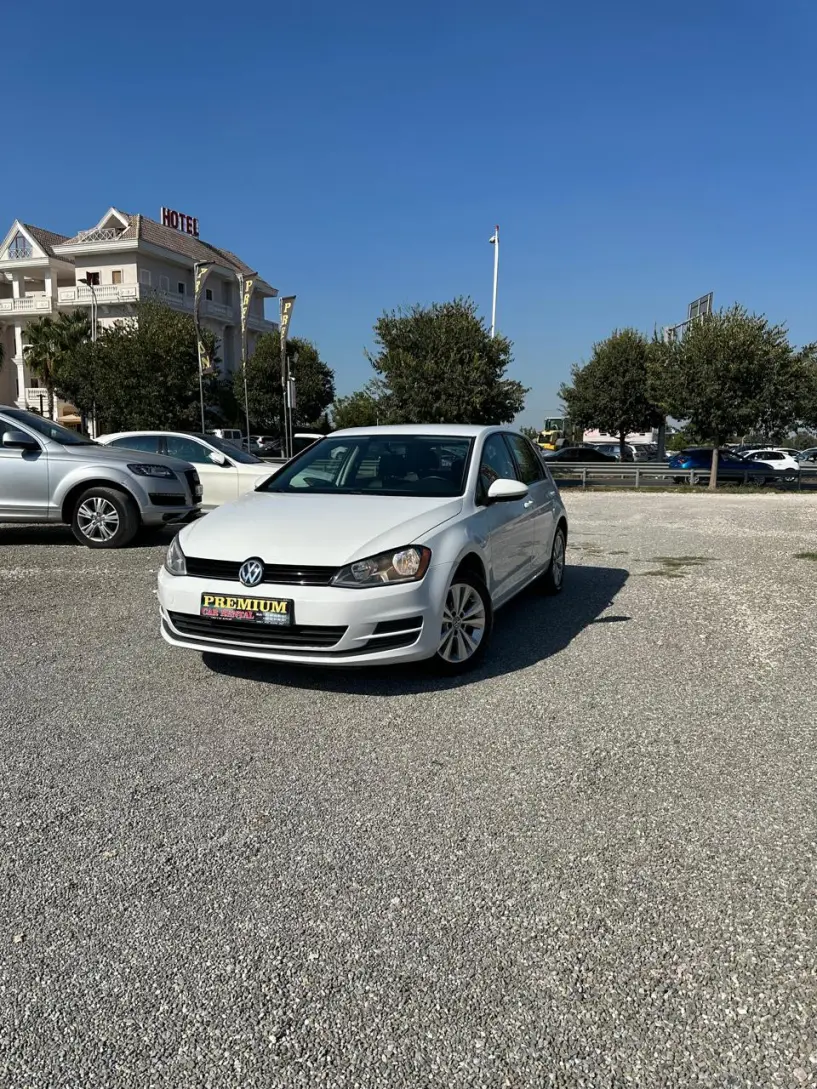 Louer une voiture à Tirana