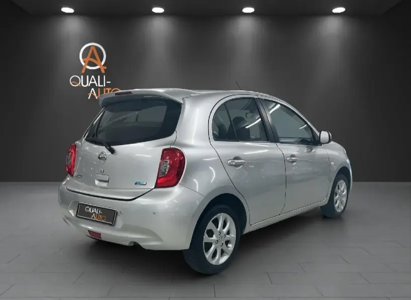 Alquila un coche en Tirana