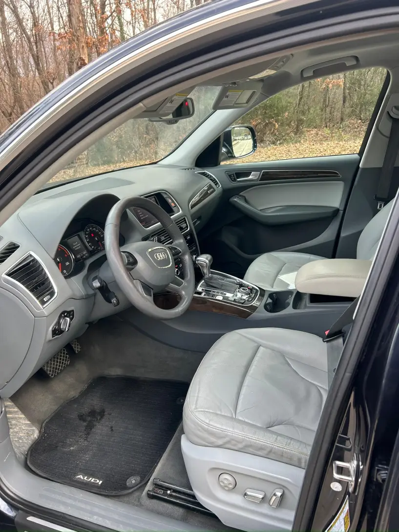 Wynajmij samochód w Tirana