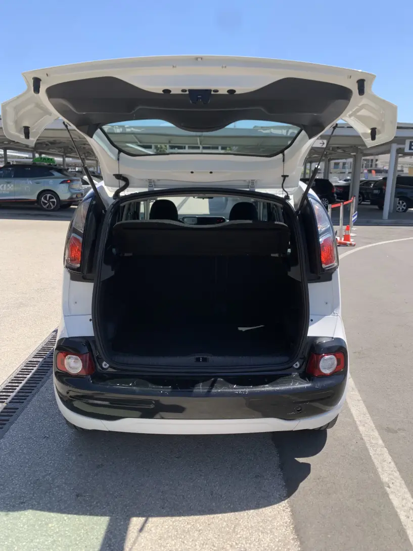 Rent a car in Tirana