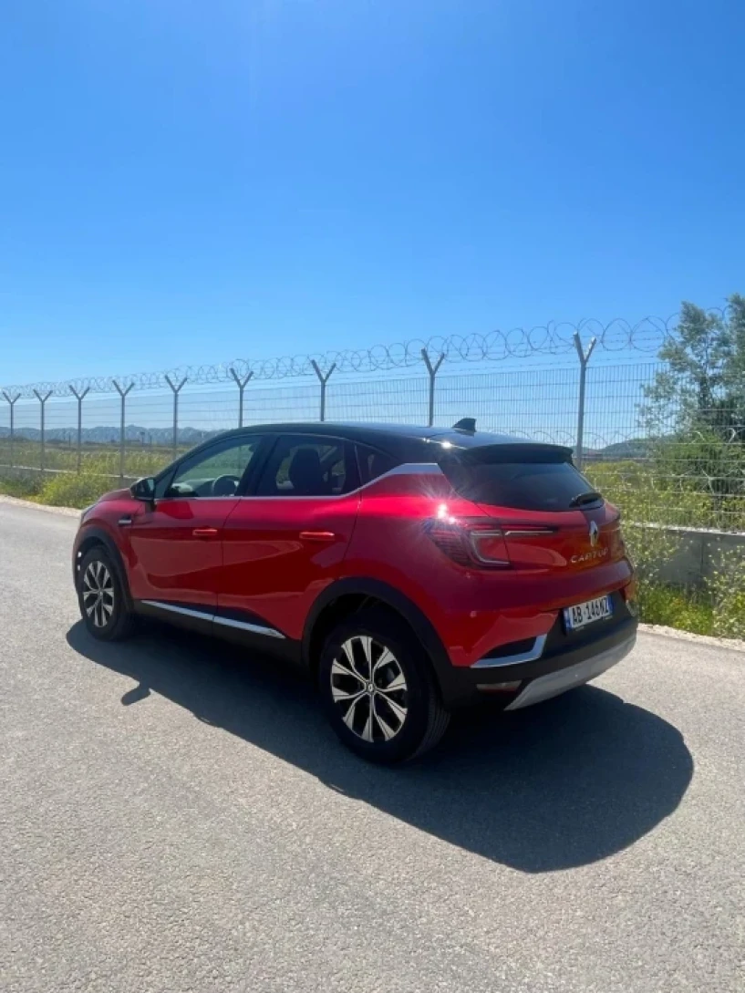 Louer une voiture à Tirana