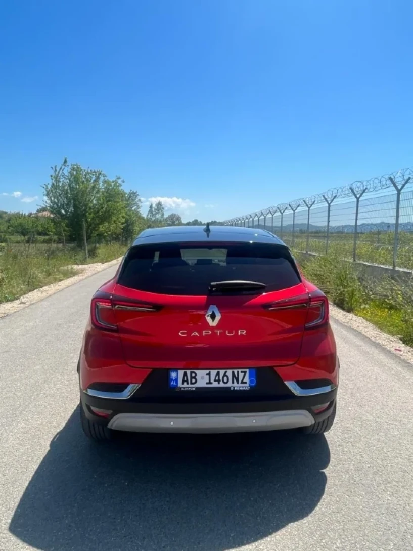 Louer une voiture à Tirana