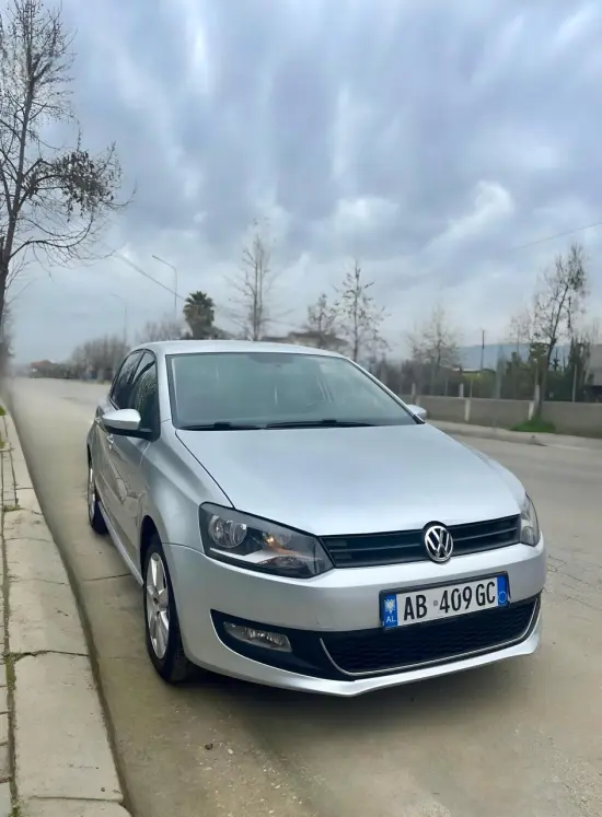 Rent a 2011 Volkswagen Polo in Tirana