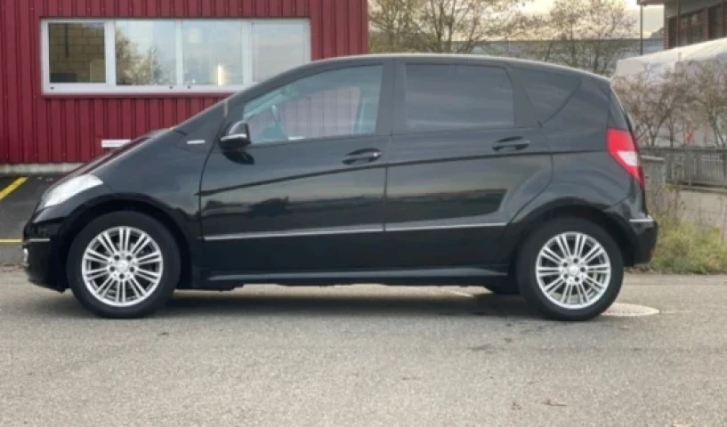 Louer une voiture à Tirana