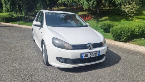 2013 Volkswagen Golf 6 in Tirana mieten