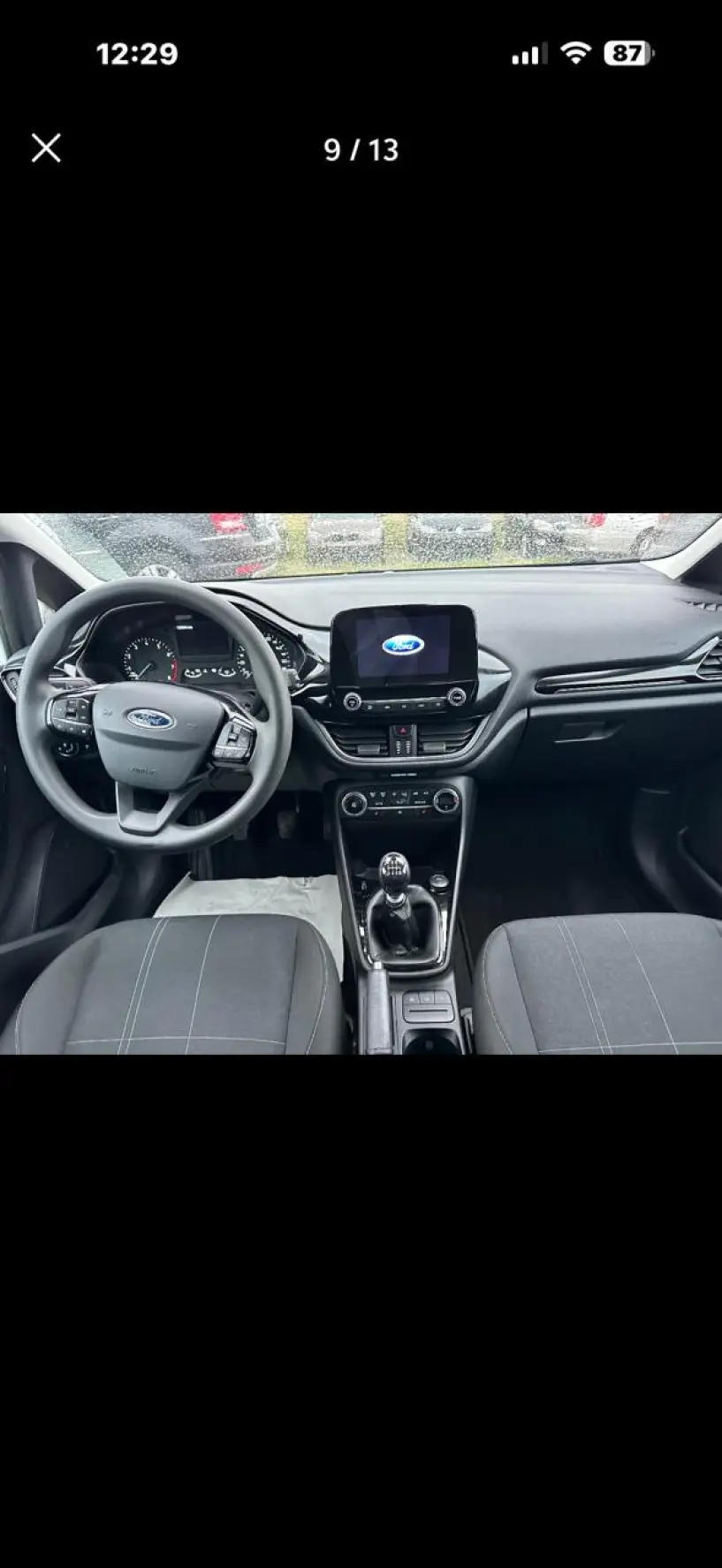 Merrni me qira një makinë në Tirana