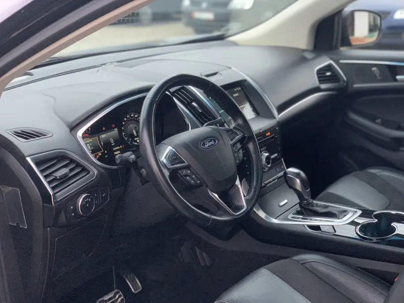 Wynajmij samochód w Tirana