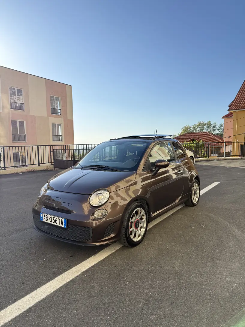 Auto mieten in Tirana