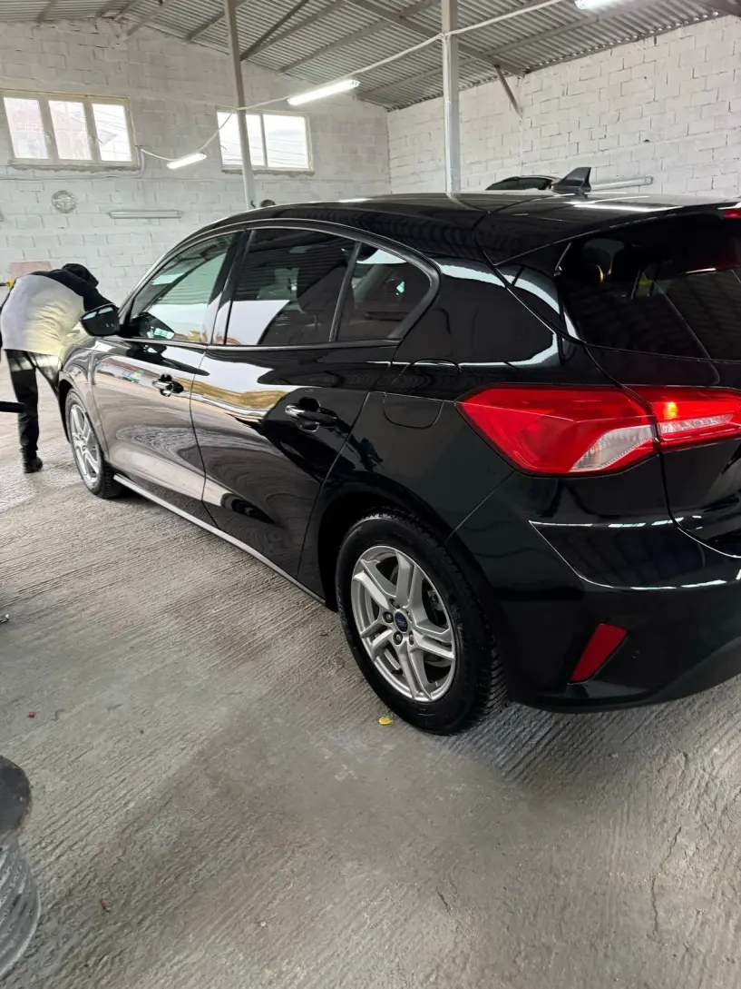 Alquila un coche en Tirana