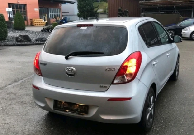 Rent a car in Tirana