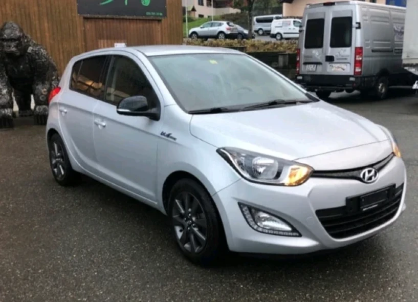 Rent a car in Tirana